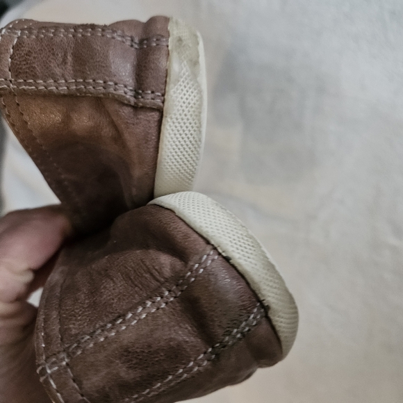 Frye Melanie Slip On Grey - Picture 10 of 12